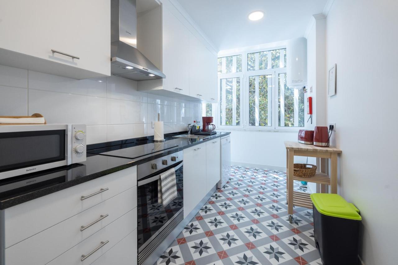 Casa Do Largo - Cozy Apartment In The City Center & With Ac Lisboa Exteriör bild
