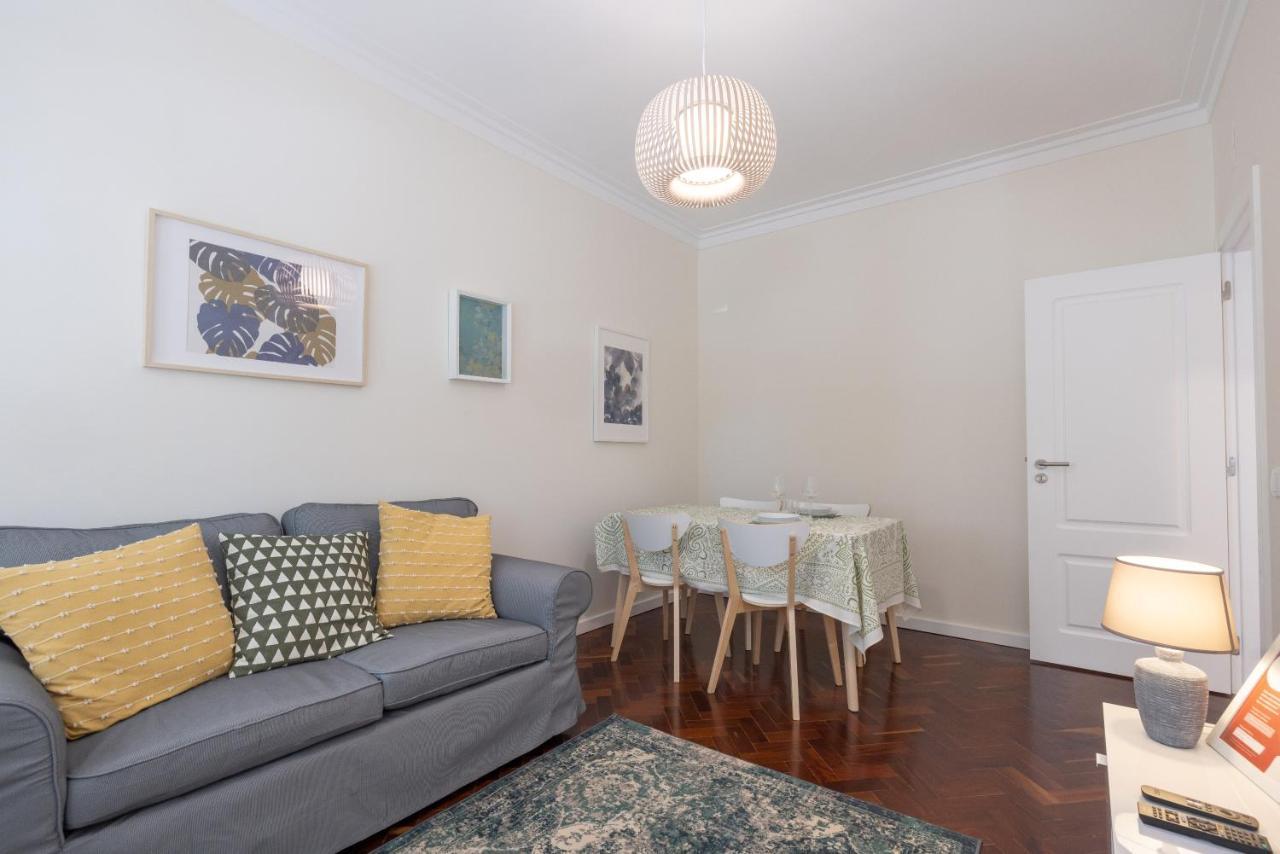 Casa Do Largo - Cozy Apartment In The City Center & With Ac Lisboa Exteriör bild